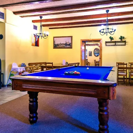 Wellness Stonozka بيت ضيافة 3*